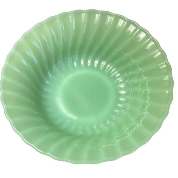 Vintage FIRE KING Jadeite SWIRL 8" Mixing Bowl OVEN WARE USA Green Soup - Picture 3 of 6